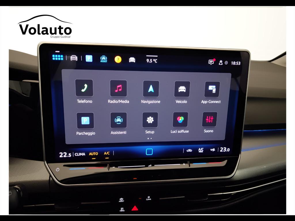 VOLKSWAGEN Golf VIII 2024 - Golf 2.0 tdi Style 150cv dsg