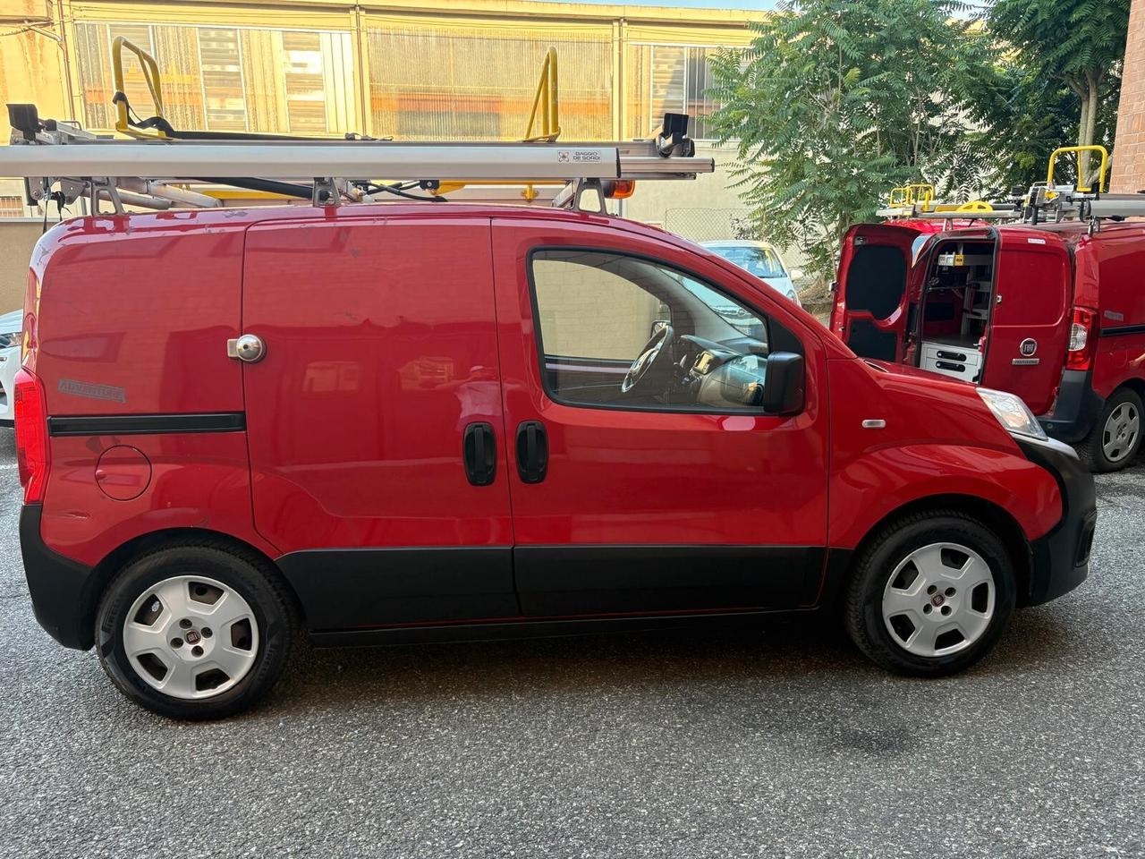 Fiat Fiorino 1.3 MJT 95CV Combinato Adventure