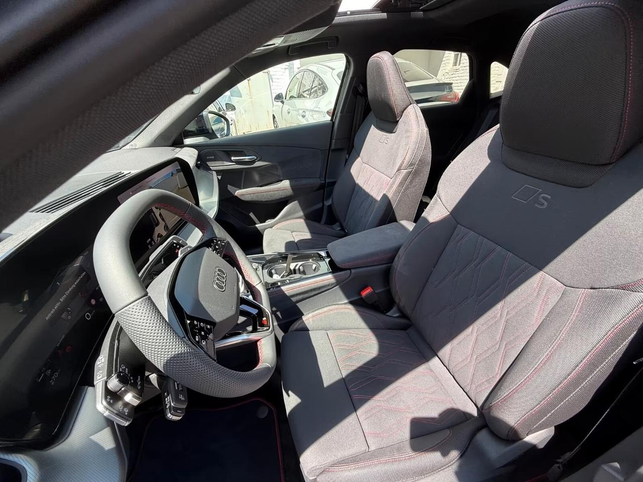 Audi Q3 SPB TDI 110 kW S tronic Line , TETTO, NUOVA