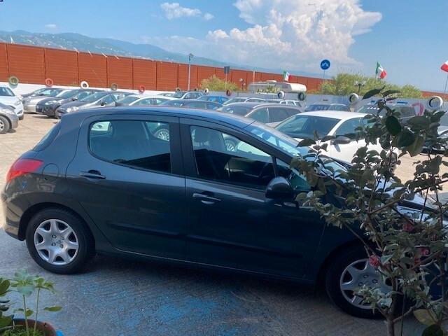 Peugeot 308 1.6 8V HDi 112CV 5p. Premium