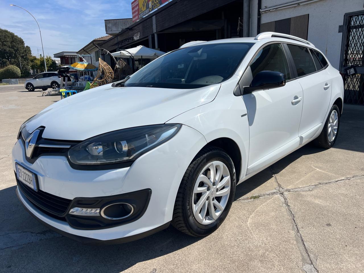 Renault Megane Mégane 1.5 dCi 110CV EDC SporTour Wave