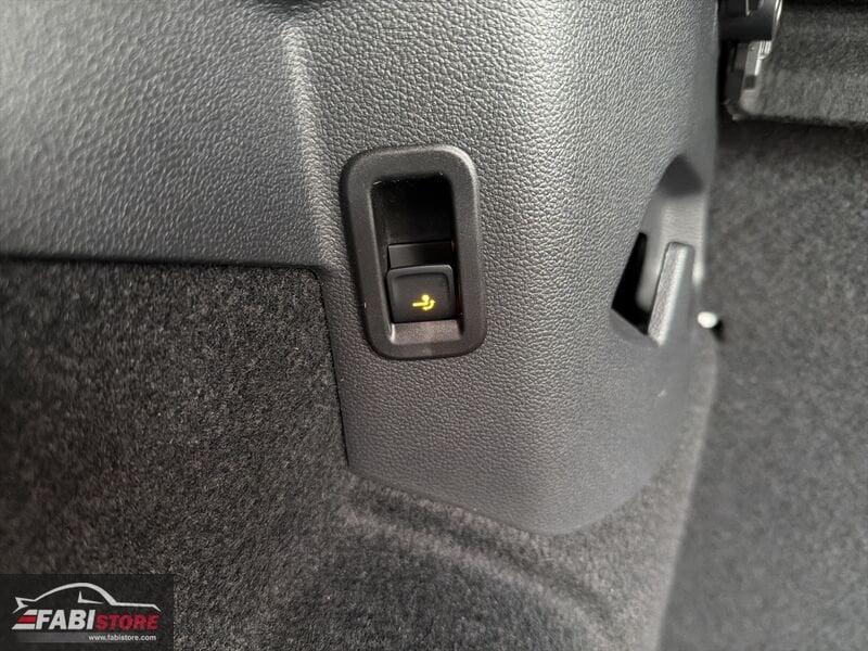 Volkswagen Golf 2.0 TSI 245 Cv DSG GTI - Harman, IQ LED, Fendi, Cerchi R ecc