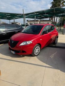 Lancia Ypsilon 1.2 69 CV 5 porte Gold