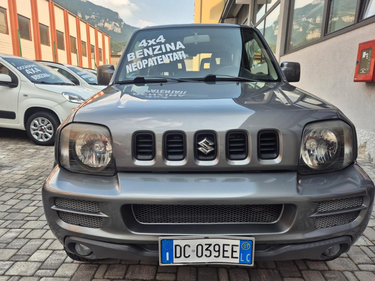 Suzuki Jimny 1.3i 16V cat 4WD JLX + - OK NEOPATENTATI