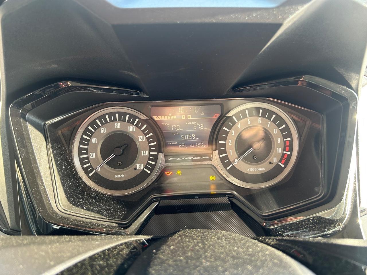 Honda Forza 300 Special edition