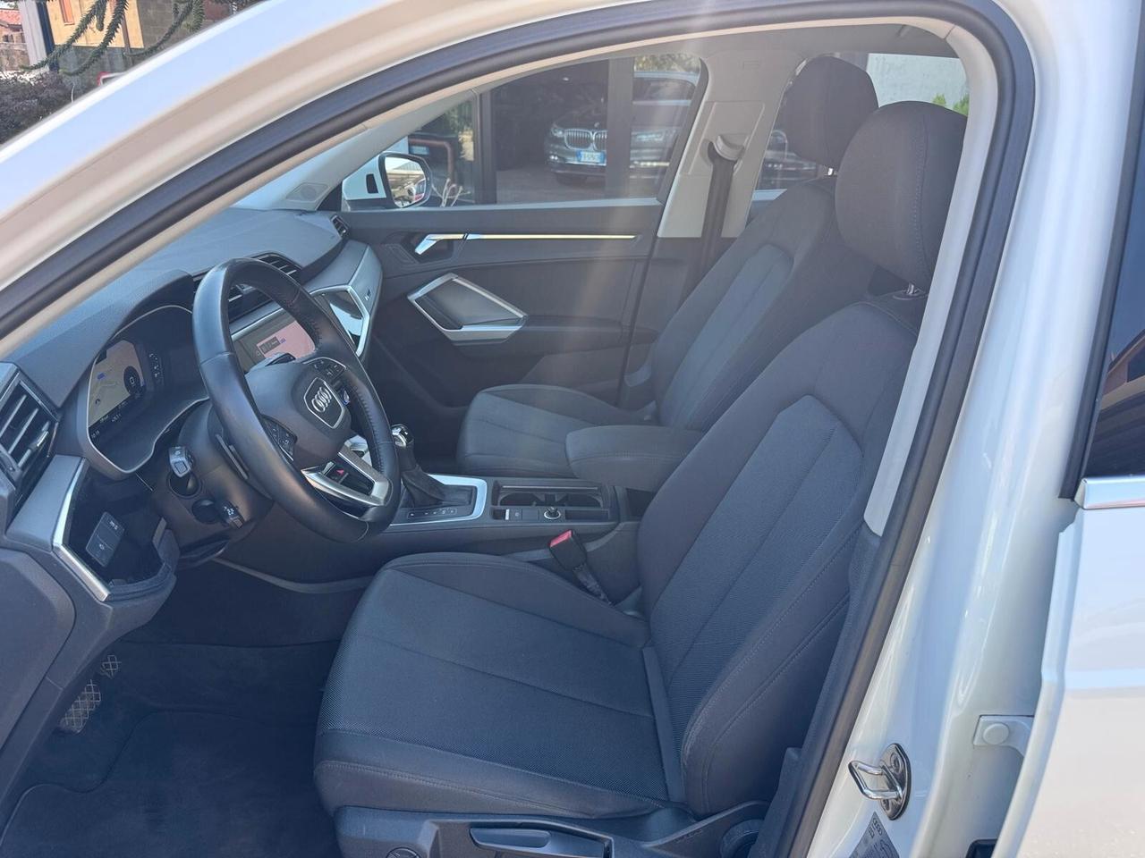 Audi Q3 35 TDi 150cv 110kw Stronic Business