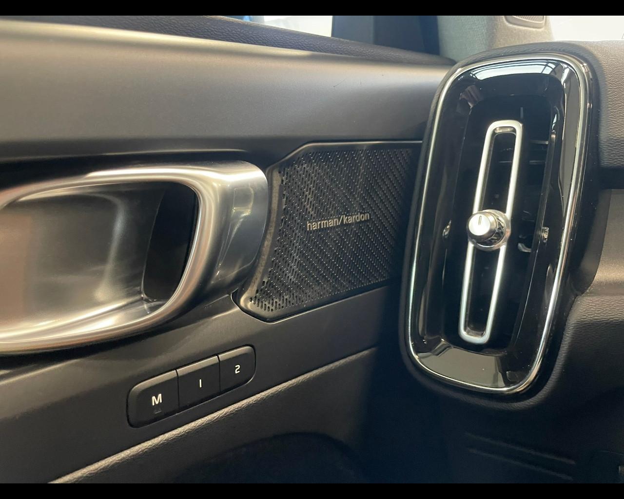 VOLVO XC40 (2017-->) - XC40 T4 Recharge Plug-in Hybrid automatico Ultimate Bright