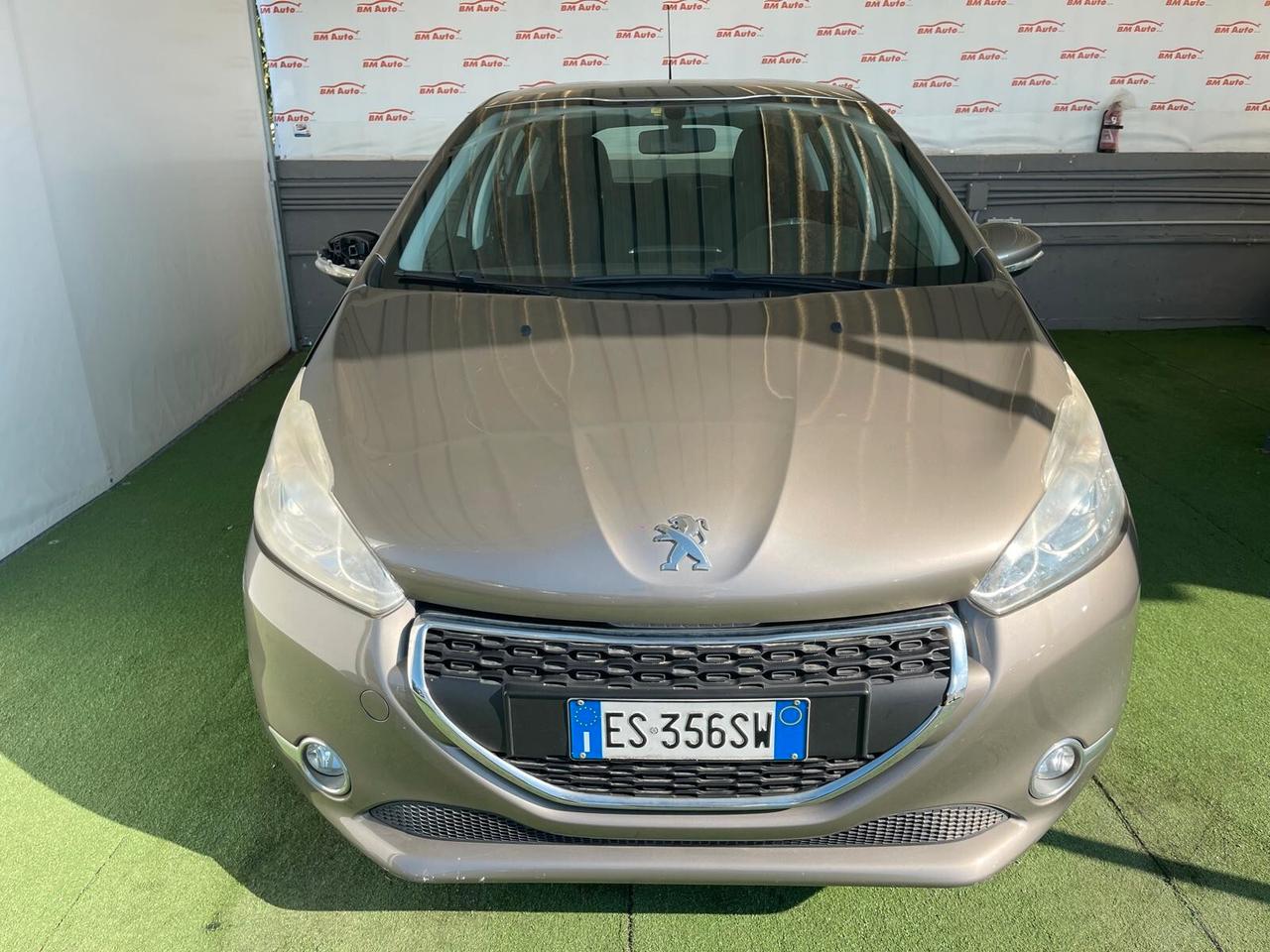 PEUGEOT 208 1.2 BENZINA 82CV