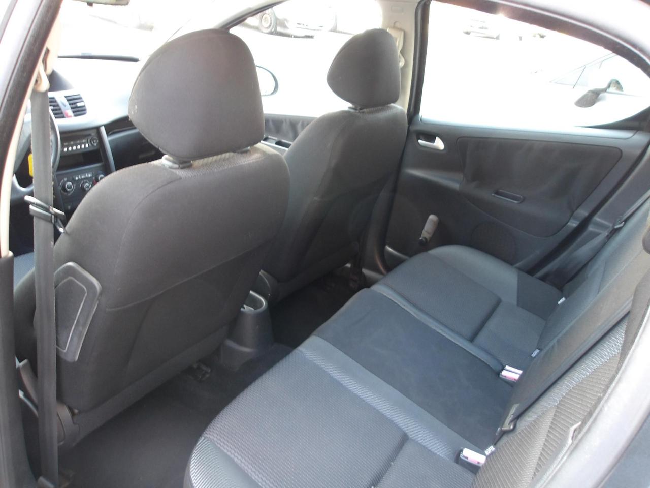 Peugeot 207 5 Porte 207 5p 1.4 vti 16v X-Line FL