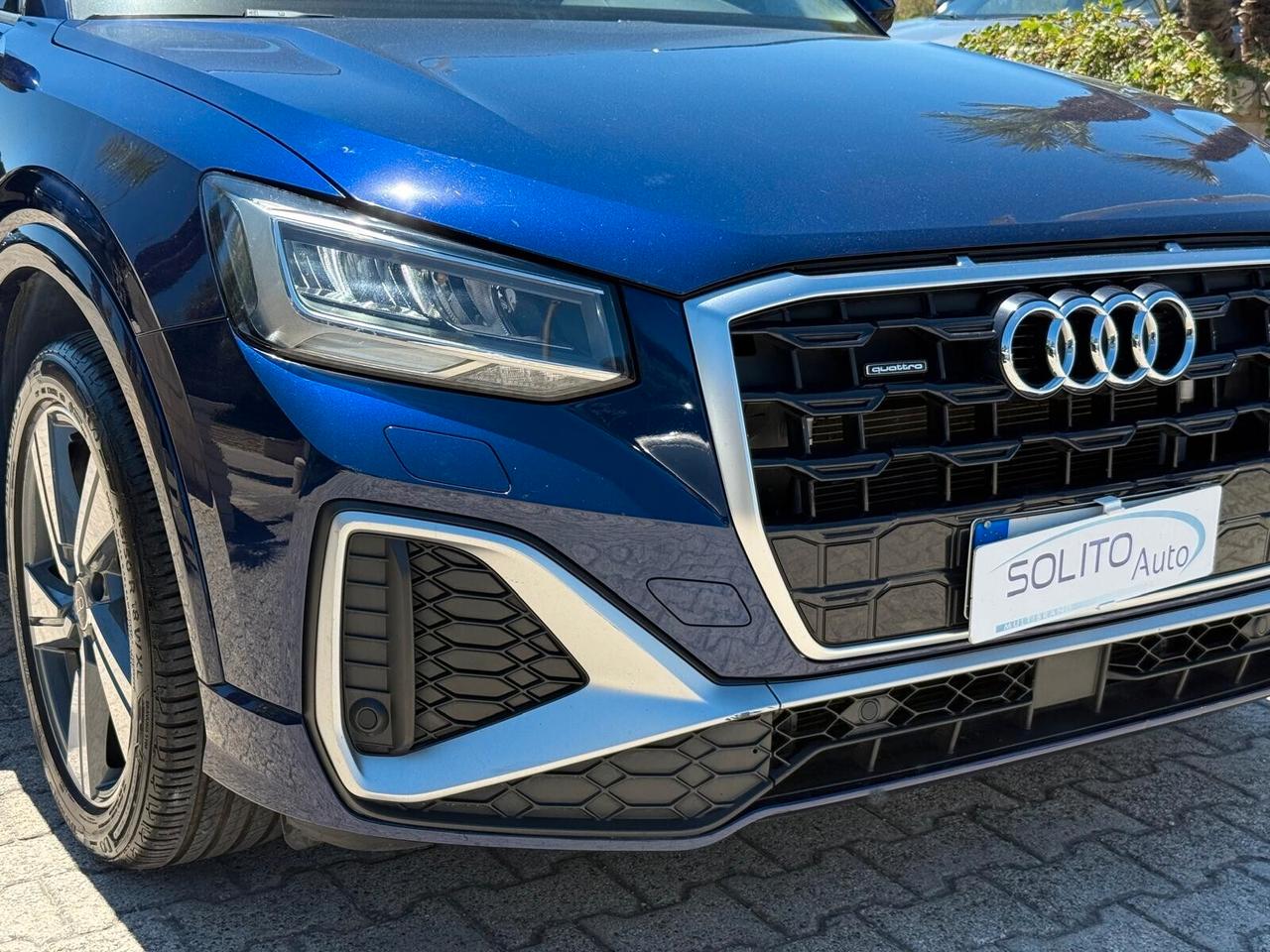 Q2 2.0 150CV quattro S line Edition + TETTO Blu Navarra