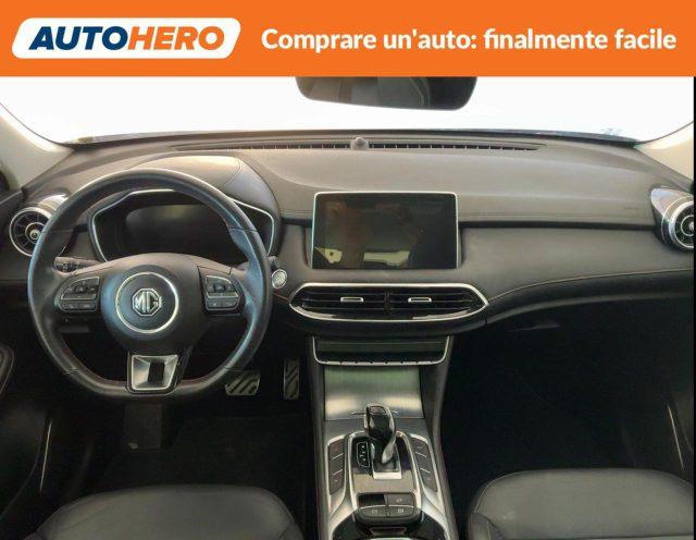 MG EHS Plug-in Hybrid Luxury