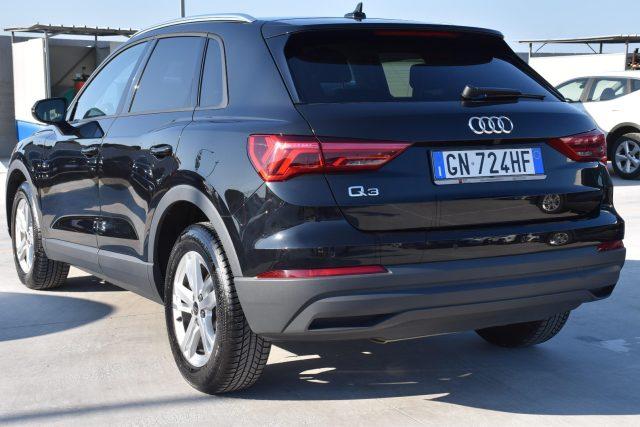 AUDI Q3 35 TDI S tronic Business *Telecamera, Navi, LED*