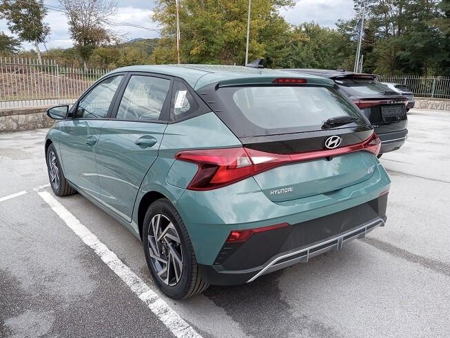 Hyundai i20 1.2 MPI MT Connectline