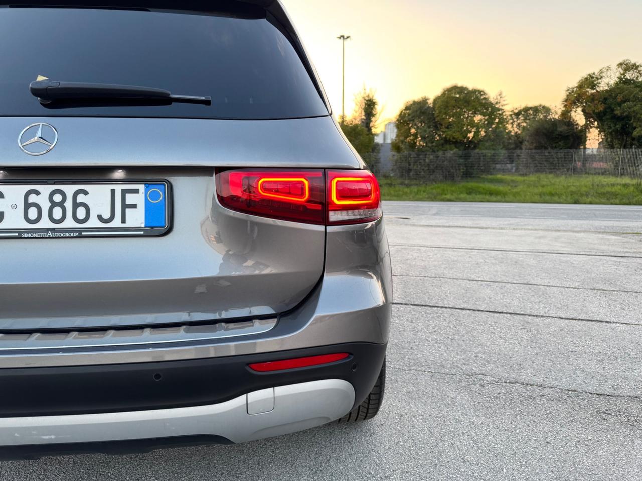 MERCEDES GLB 180d Sport - Luci Ambient Navi 18