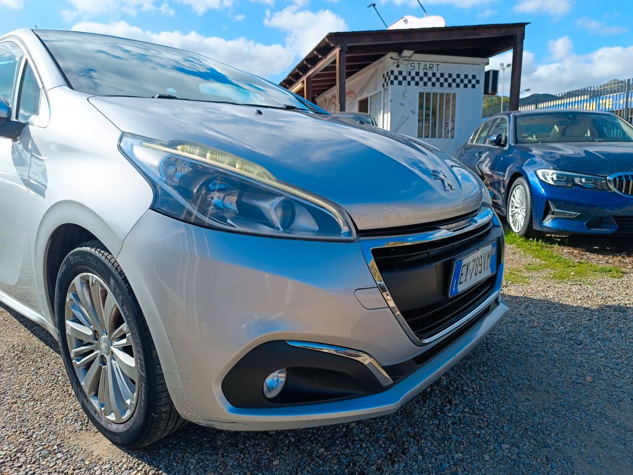 Peugeot 208 PureTech 82 5 porte Allure