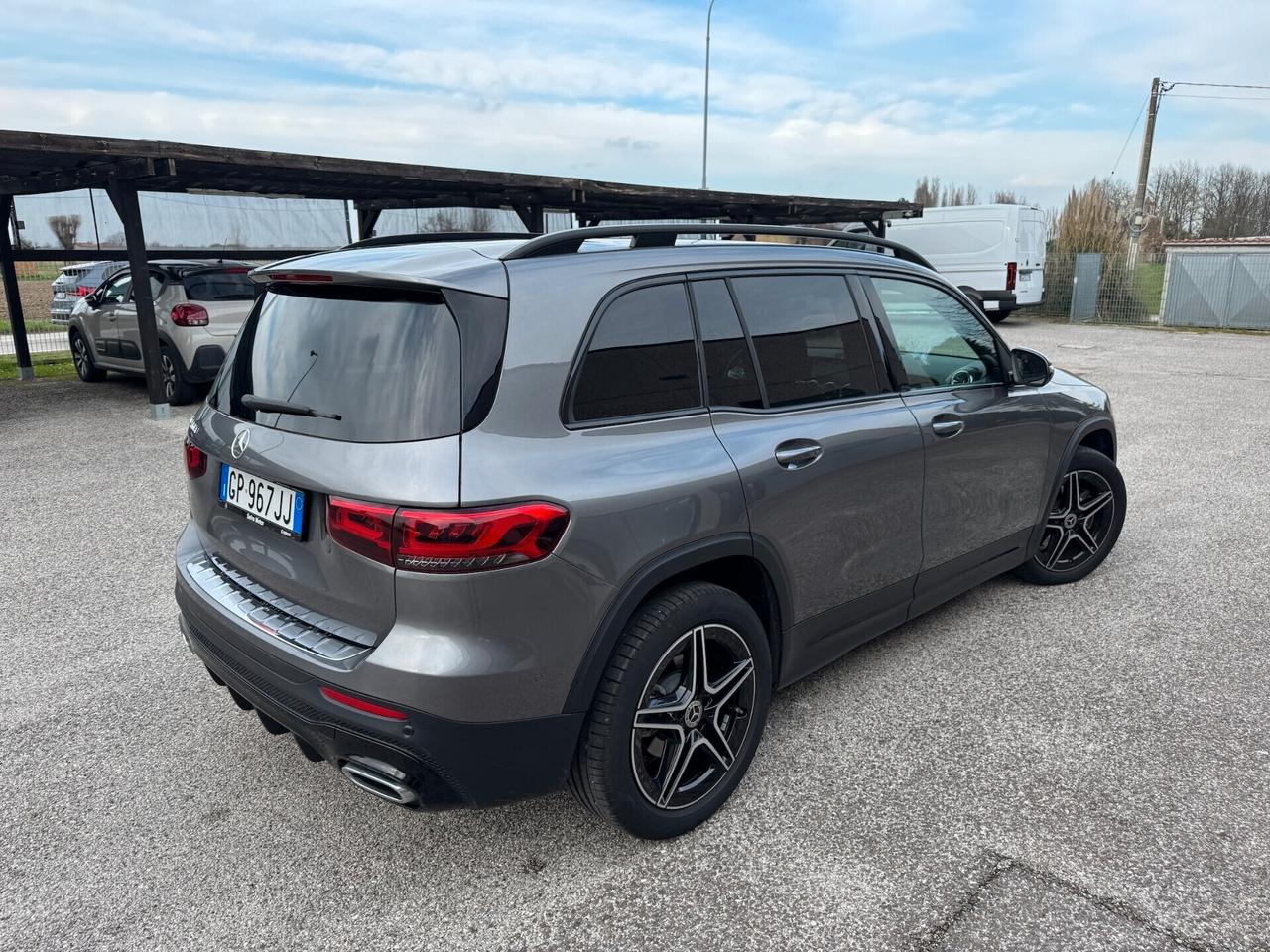 Mercedes-Benz GLB 200 d Premium auto Pack Luci - Garanzia Merc. 4 Anni