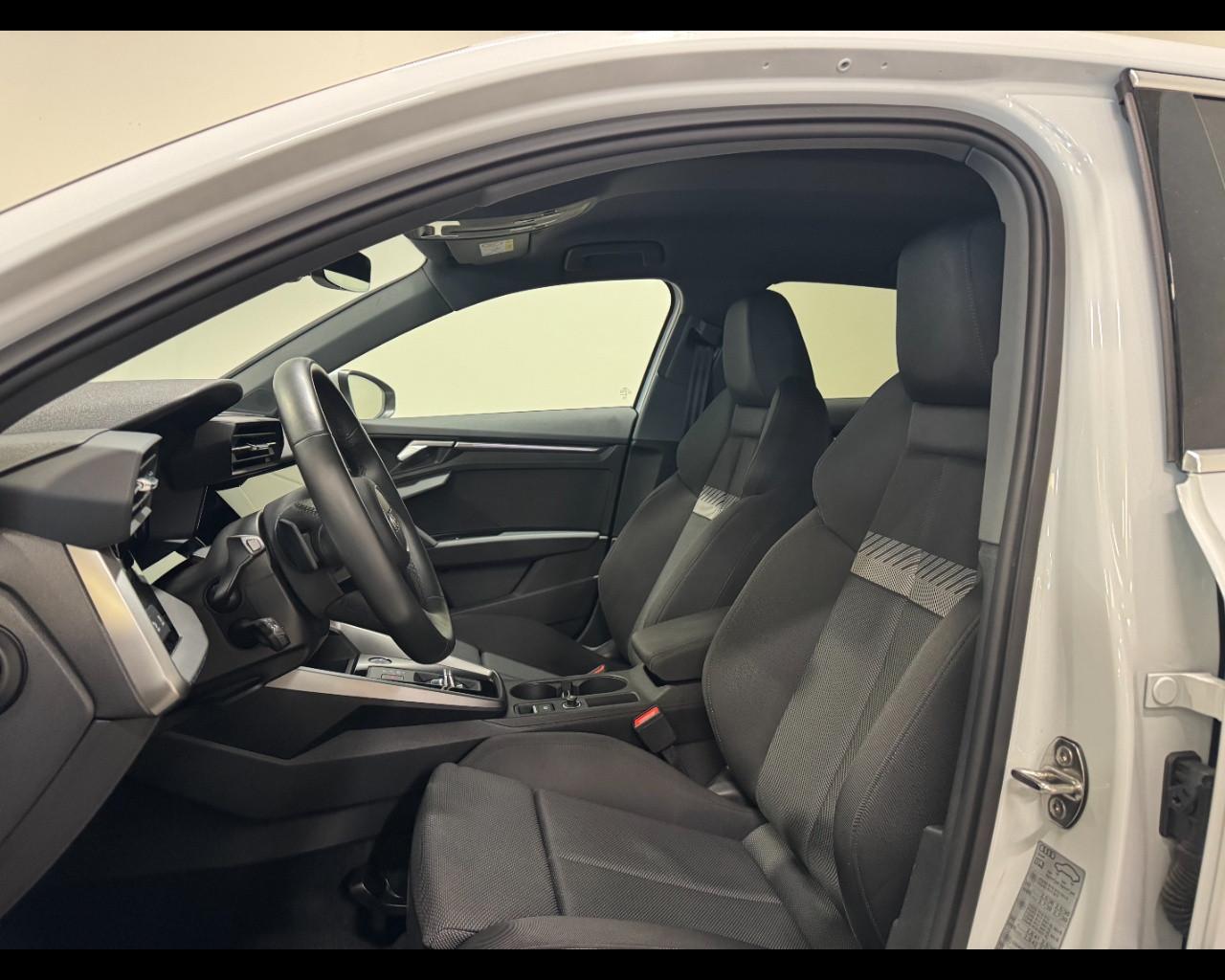 AUDI A3 SPORTBACK 35 TDI S-TRONIC S LINE EDITION