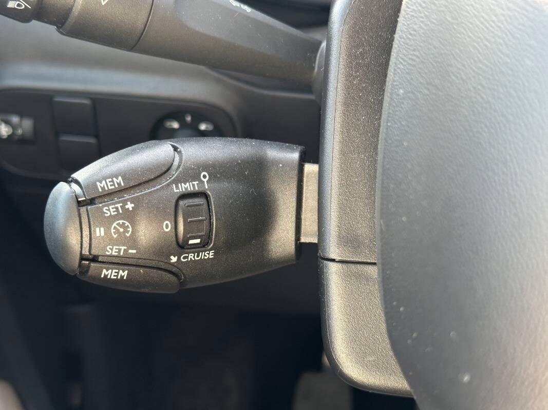 Citroen C3 1.2 puretech Feel 82cv neopatentati con CarPlay