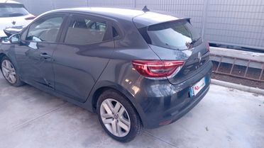 Renault Clio Full Hybrid E-Tech 140 CV 5 porte Intens SINISTRATA