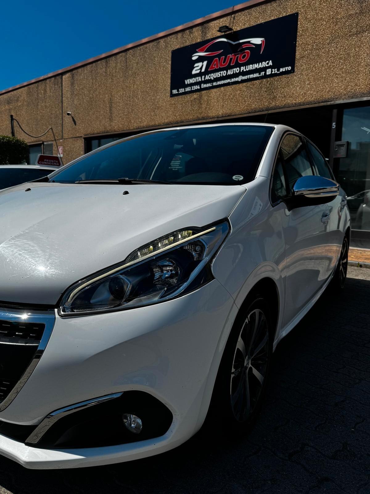 Peugeot 208 BlueHDi 75 5 porte Allure