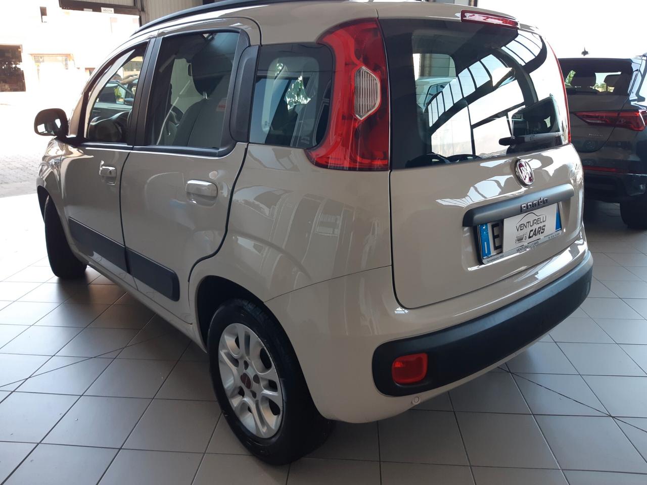 Fiat Panda 1.2 Lounge 5 POSTI