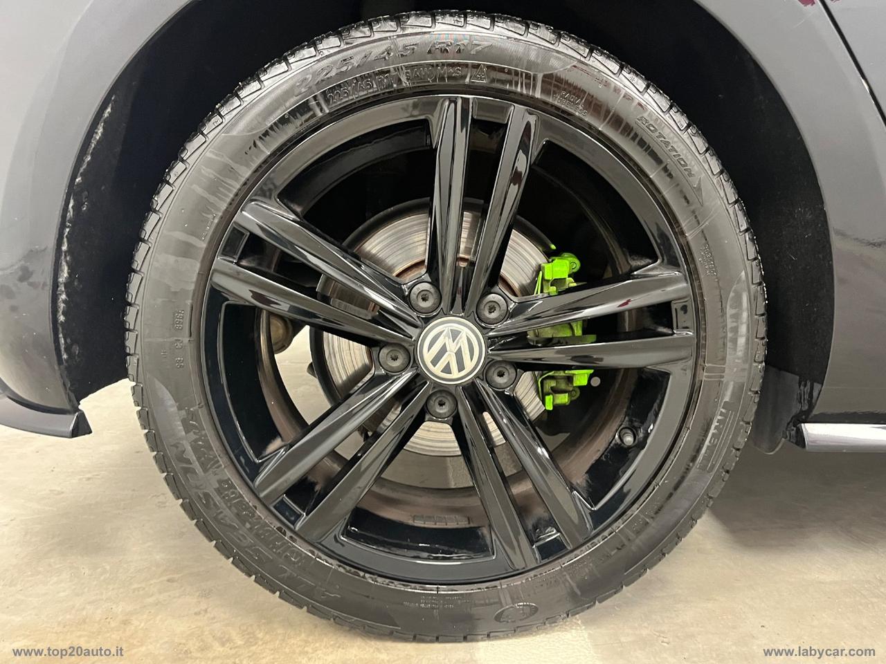 VOLKSWAGEN Golf 1.5 TSI ACT DSG Sport R-LINE BMT