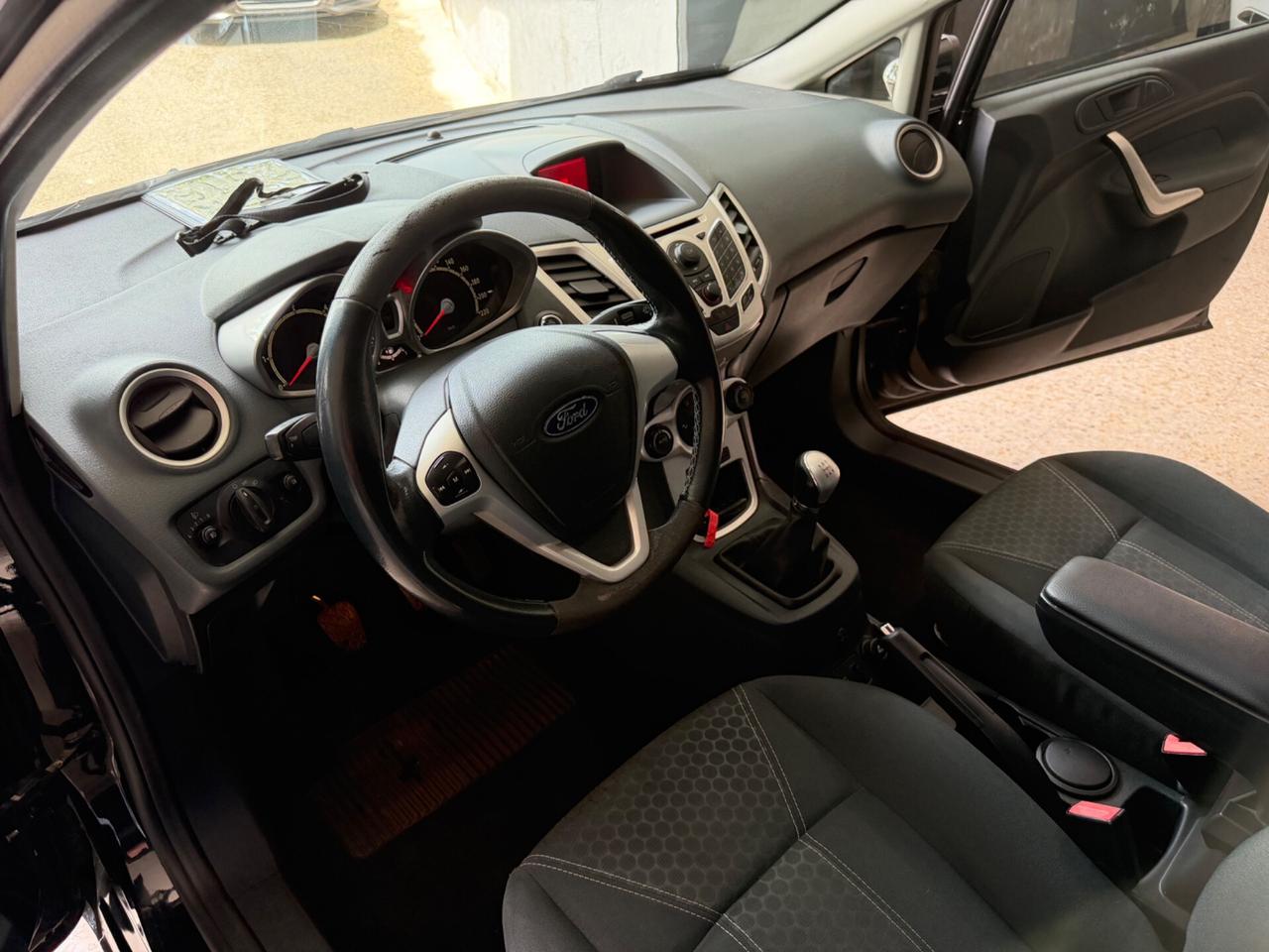 Ford Fiesta 1.6 TDCi 95 CV 5p. Titanium