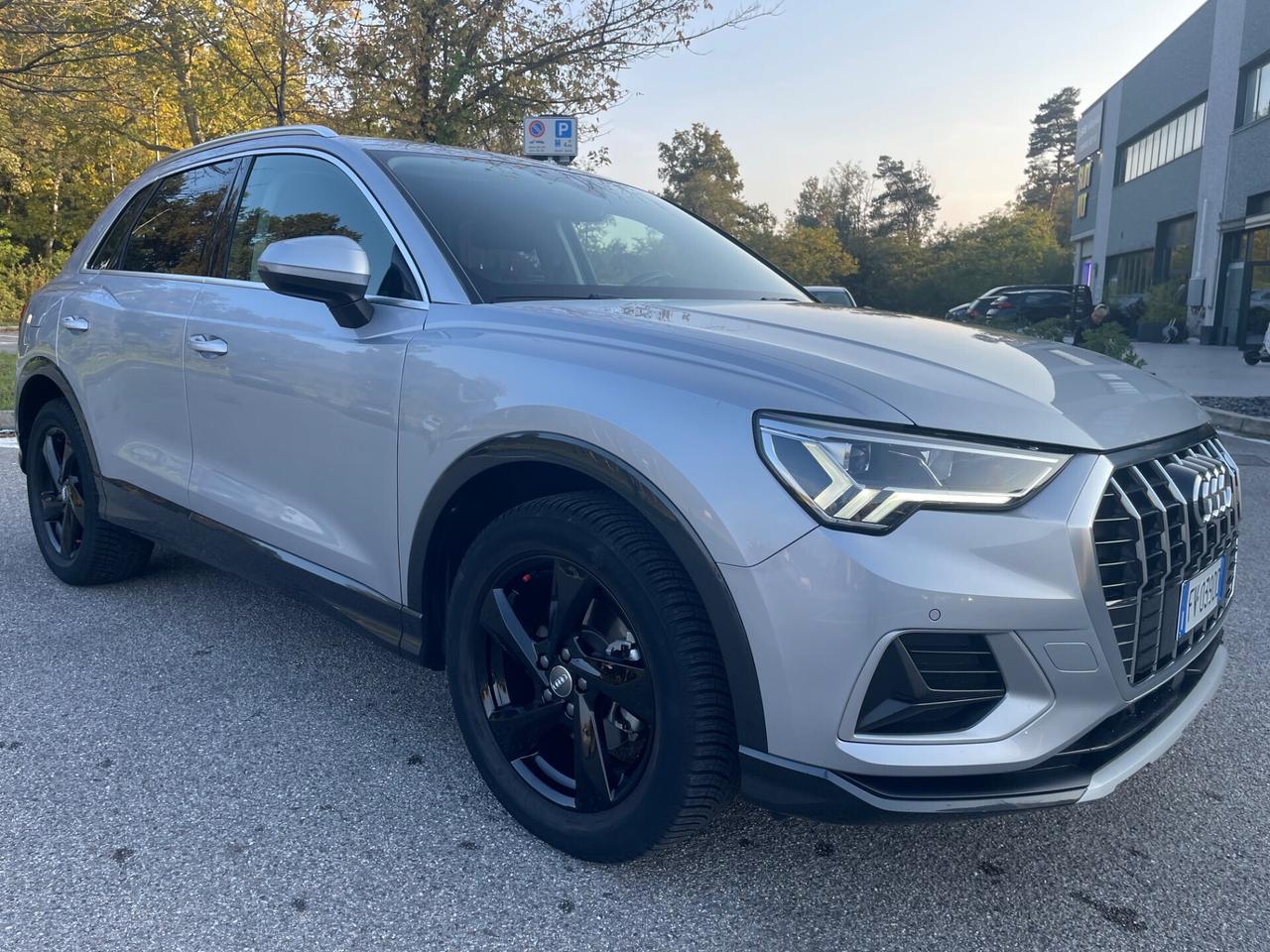Audi Q3 35 TDI *Automatik*Navi*Cerchi*