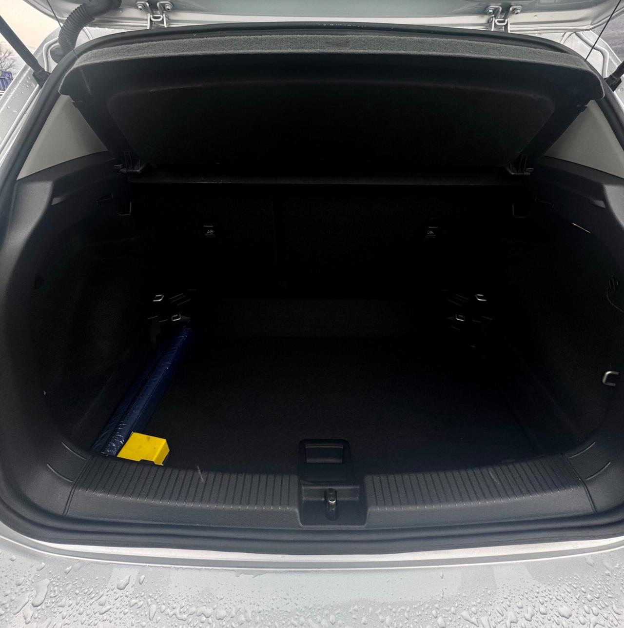 Volkswagen T-Cross 1.6 TDI 2019 SOLO 90.000km