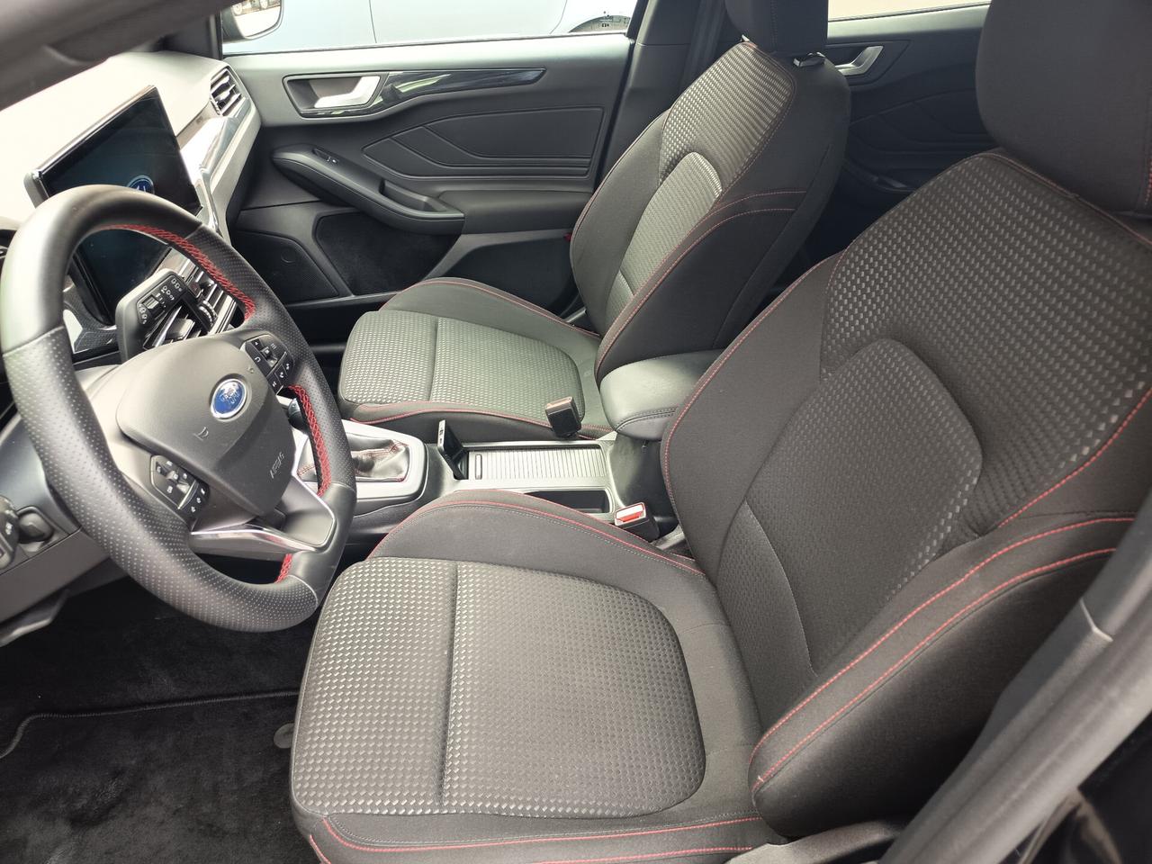 Ford Focus 1.0 EcoBoost Hybrid 125 CV 5p. ST-Line