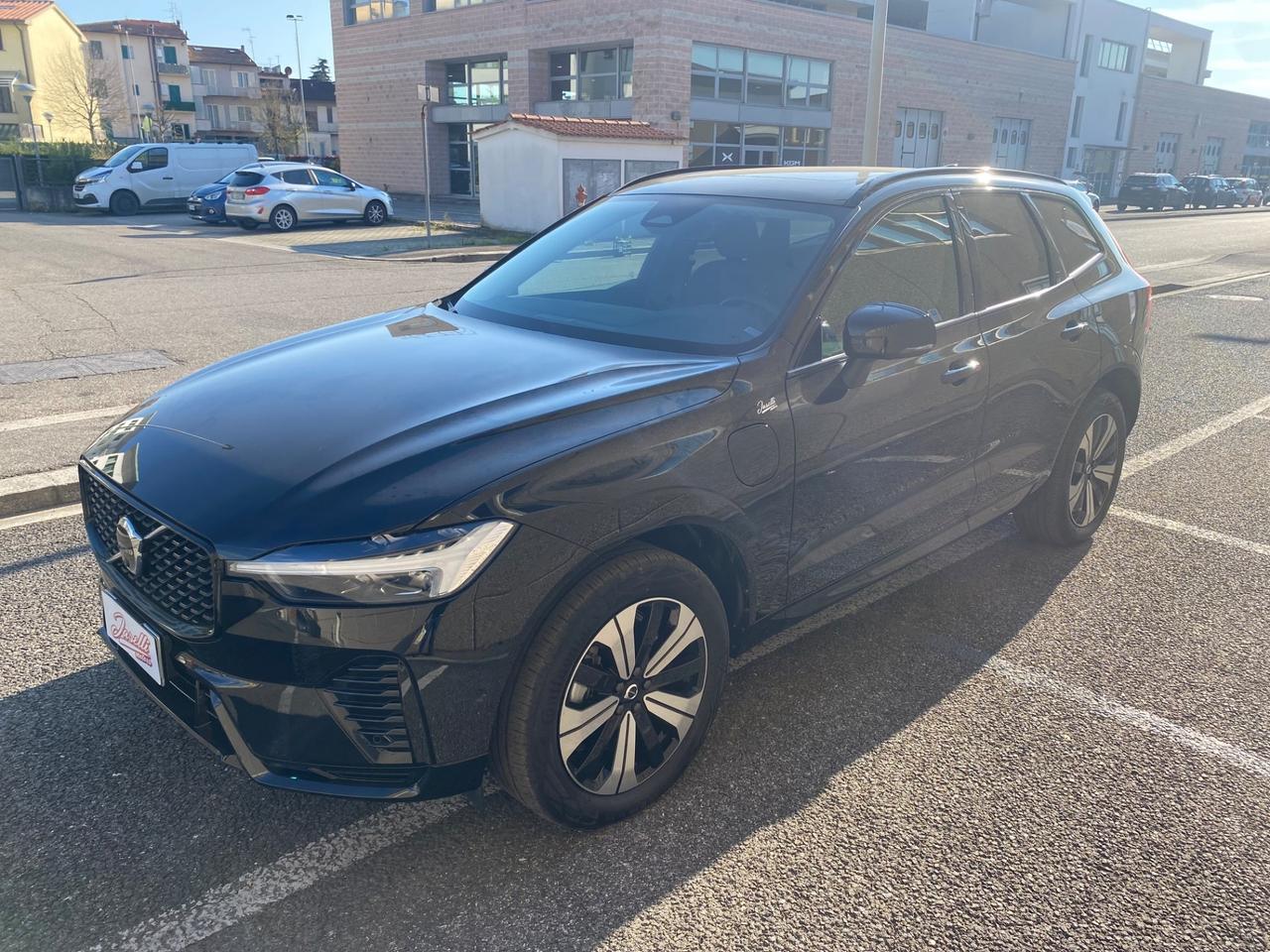 Volvo XC 60 XC60 T6 Recharge Plug-in Hybrid AWD tetto apribile automatico INSCRIPTION