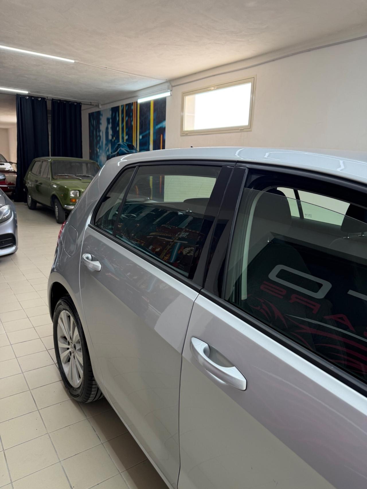 Volkswagen Golf 1.6 TDI 115 CV 5p. Business BlueMotion Technology