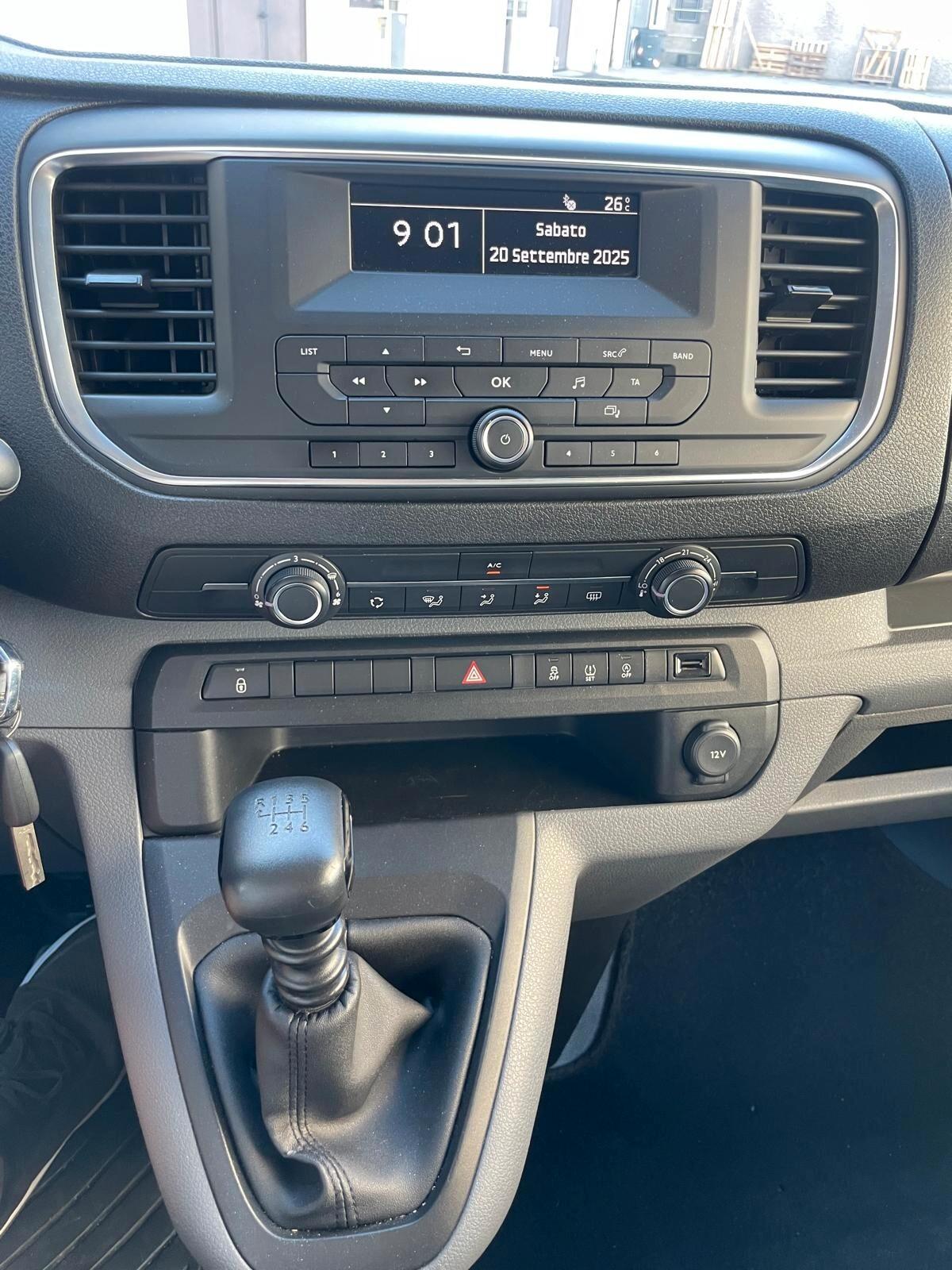 Peugeot Expert BlueHDi 115 S&S PL-TN Combi Standard 9 POSTI