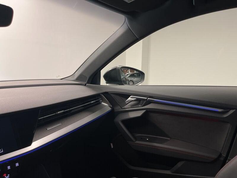 Audi A3 Audi RS 3 Sportback 294(400) kW(CV) S tronic