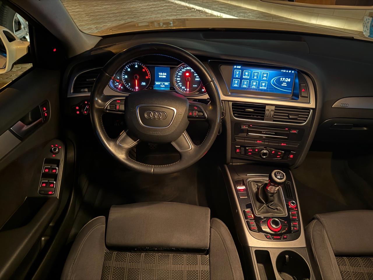 Audi A4 Avant 2.0 TDI ultra 136CV Business