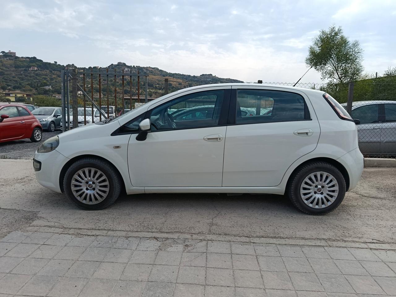 Fiat Punto 1.3 MJT II 75 CV 5 porte Easy