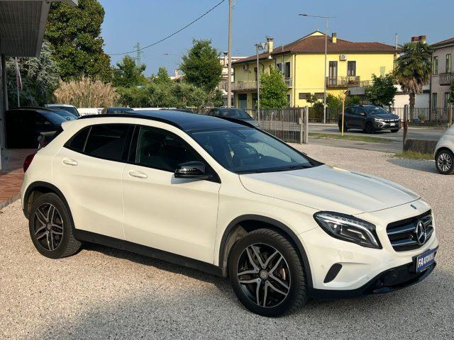 MERCEDES-BENZ GLA 200 d Automatic 4Matic Sport Enduro TETTO PANORAMICO