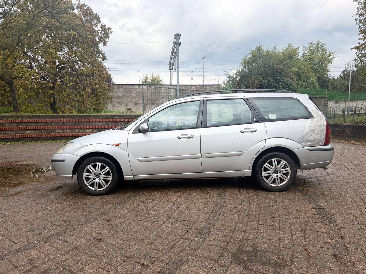 Ford Focus 1.8 tdci Ghia FL