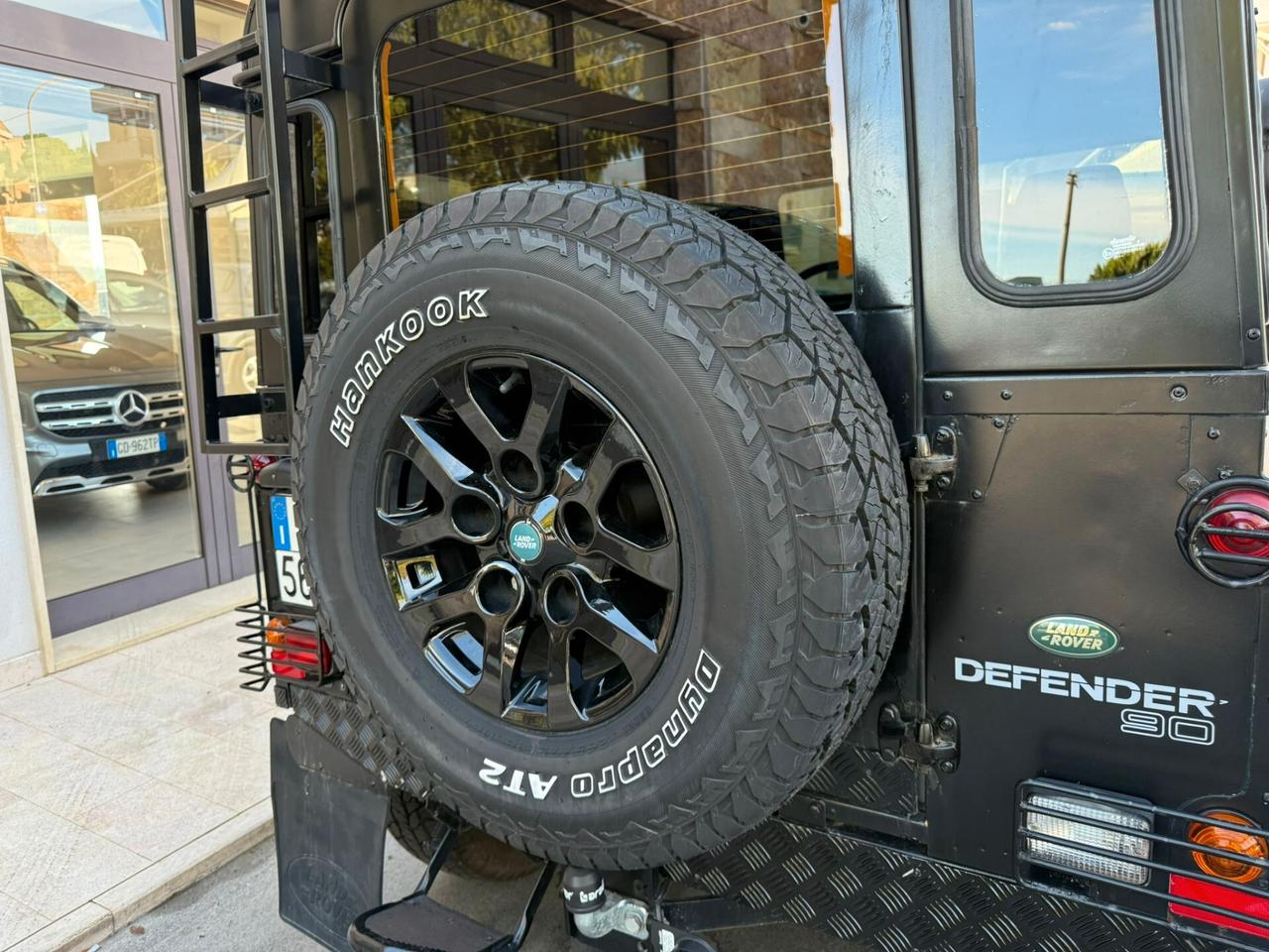 Land Rover Defender 90 serie300