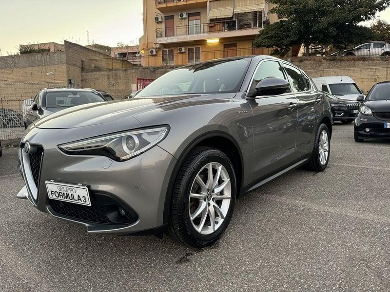 Alfa Romeo Stelvio 2.2 Turbodiesel 210 CV AT8 Q4 Super