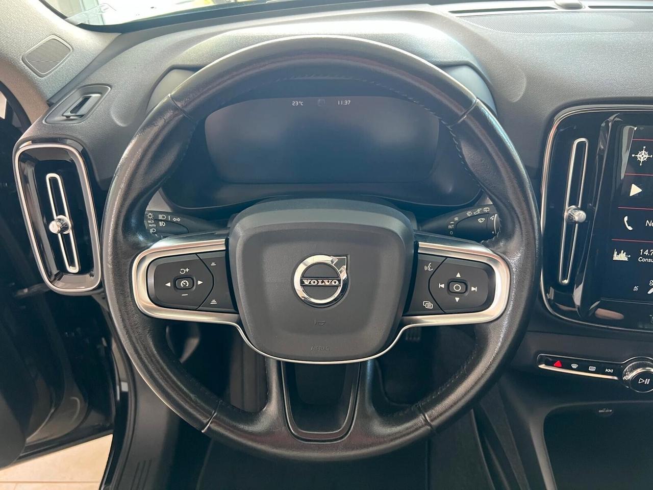Volvo XC40 D4 AWD Geartronic R-design