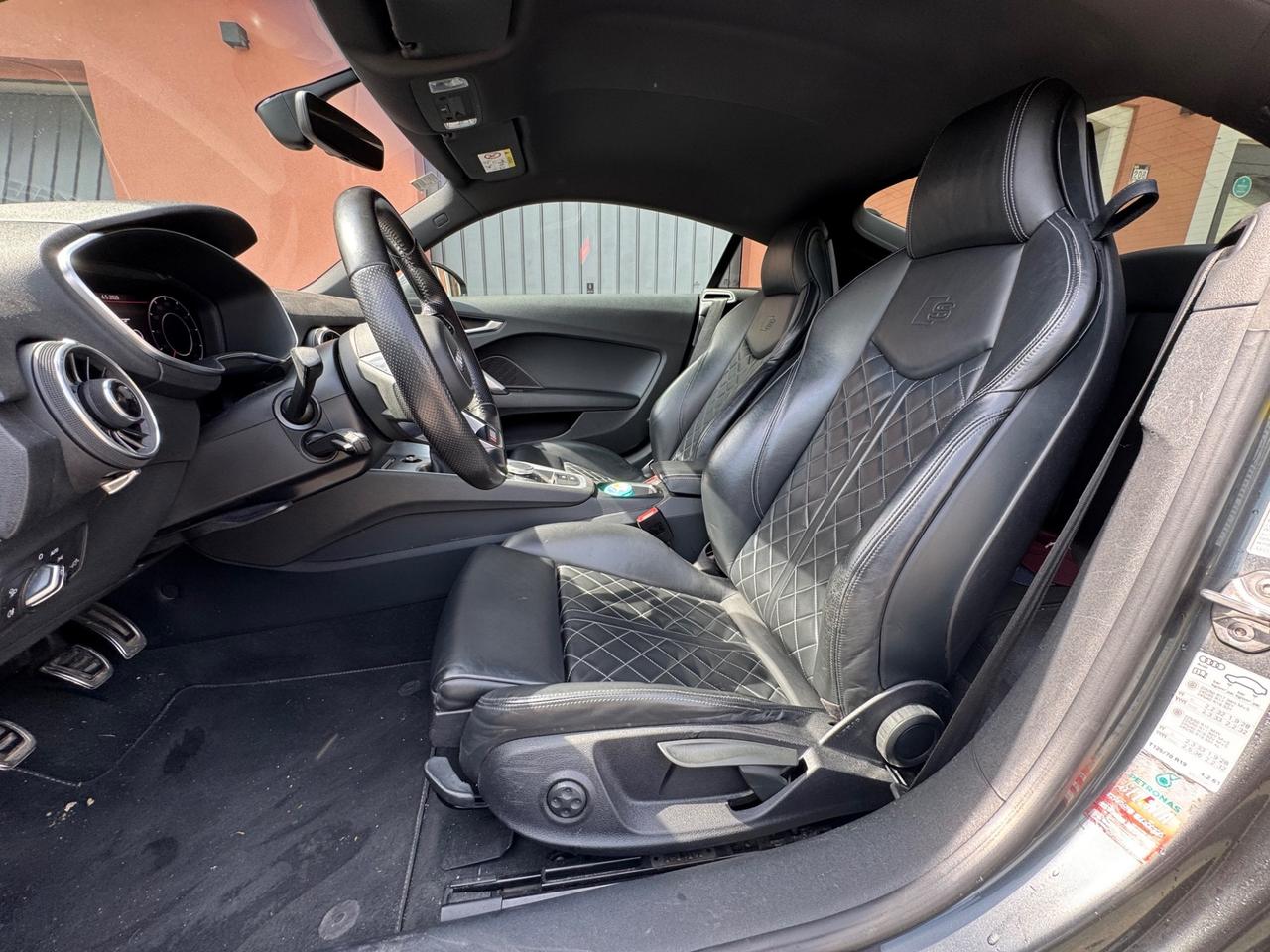 Audi TT Coupé 2.0 TDI ultra S line