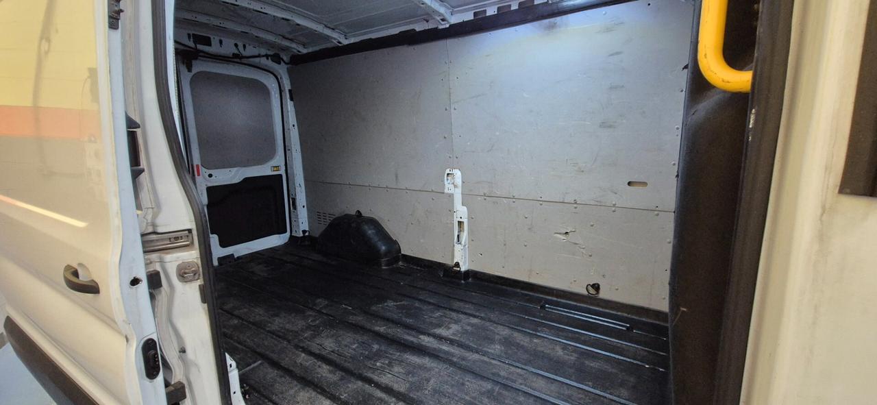 FORD TRANSIT 350 2.0 TDCI ECOBLUE 130CV PL-TM