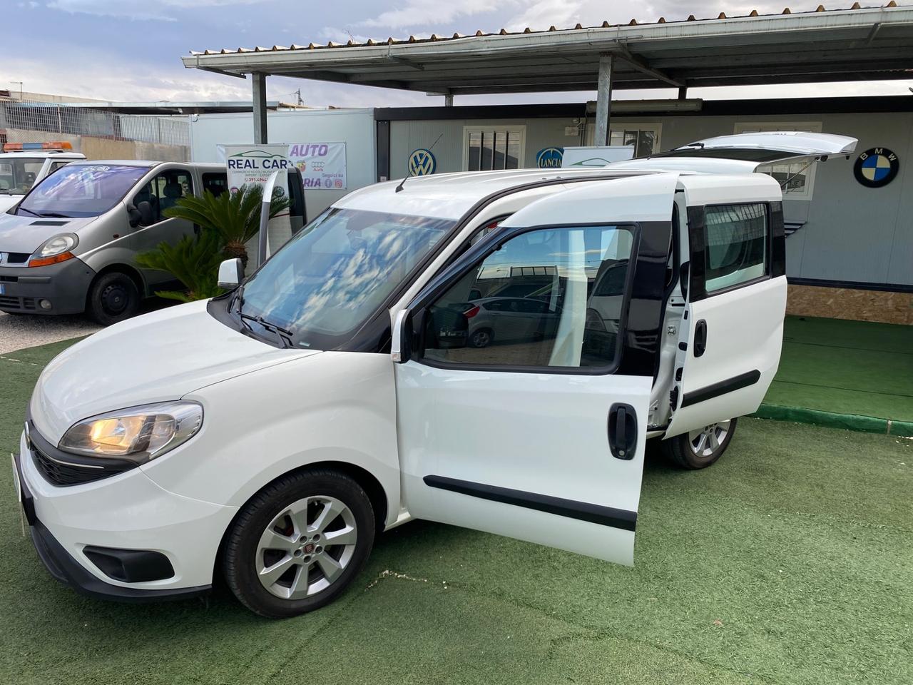 Fiat Doblo 1.6 Diesel Lounge 5 Posti Anno 2018