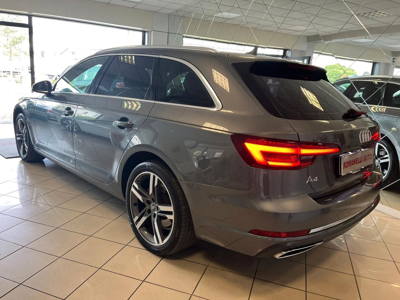 Audi A4 40 TDI quattro S tronic Business Sport