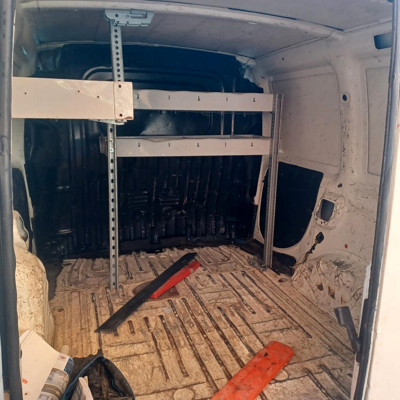 147.038 KM FIAT DOBLO 1.2 FURGONE 2 POSTI