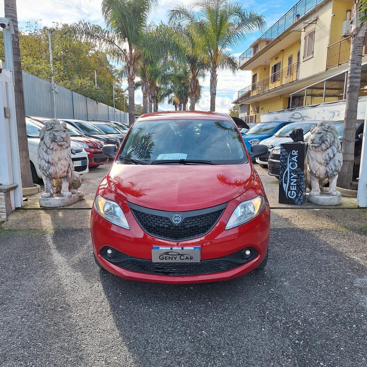 LANCIA YPSILON 1.0 FIREFLY S&S HYBRID ECOCHIC GOLD