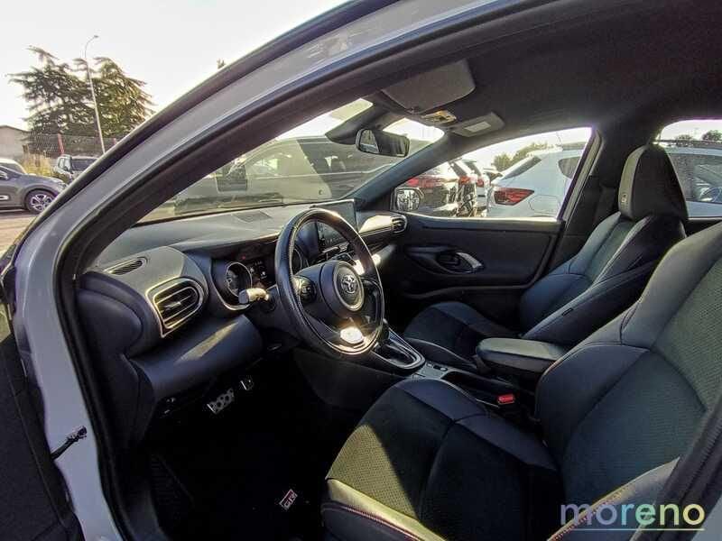 Toyota Yaris 1.5h GR Sport