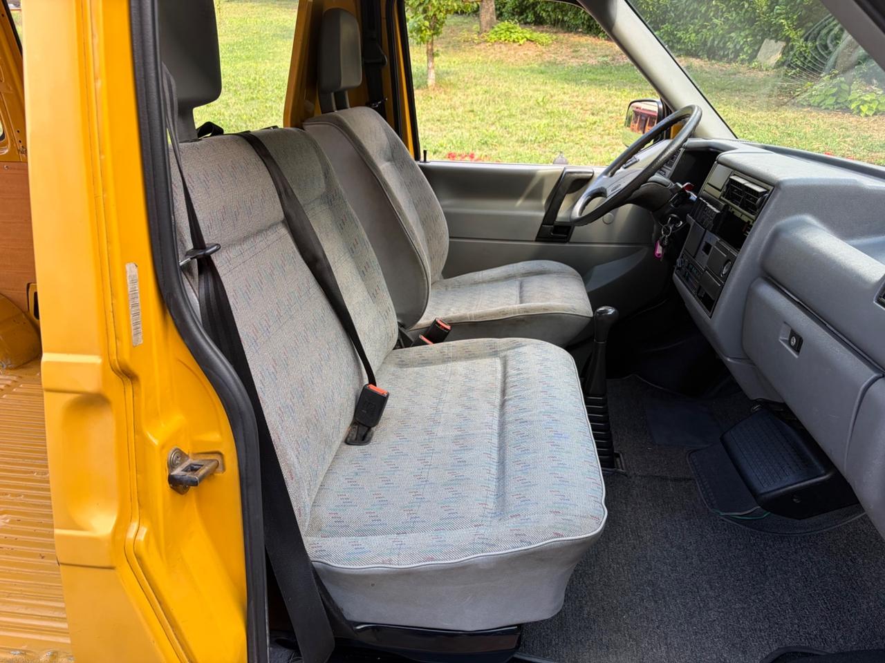 Volkswagen Transporter 2.4 D PC Furgone Vetrinato