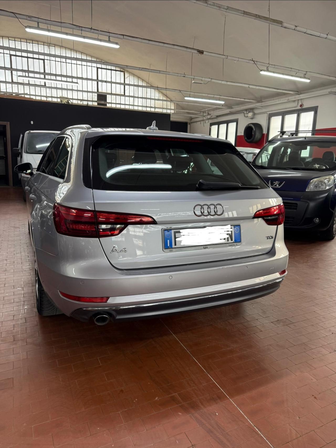 Audi A4 2.0 TDI 150 CV ultra S tronic Business Sport